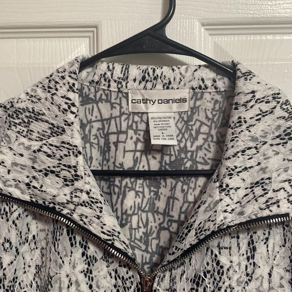 ♠️NWT♠️ Zip-Up Blazer - Picture 2 of 6